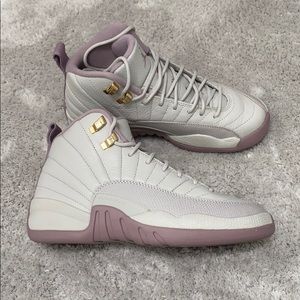 VINTAGE PREM-HC GG Jordan Size 5.5 boy women 7.5